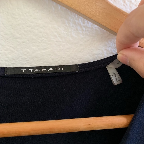 T Tahari Faux Wrap Dress Navy Sz S - Picture 2 of 3